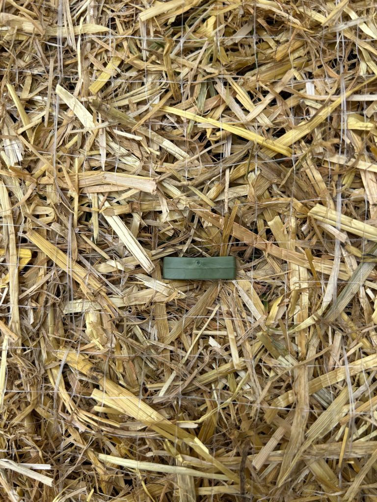 GreenStake Straw Blanket